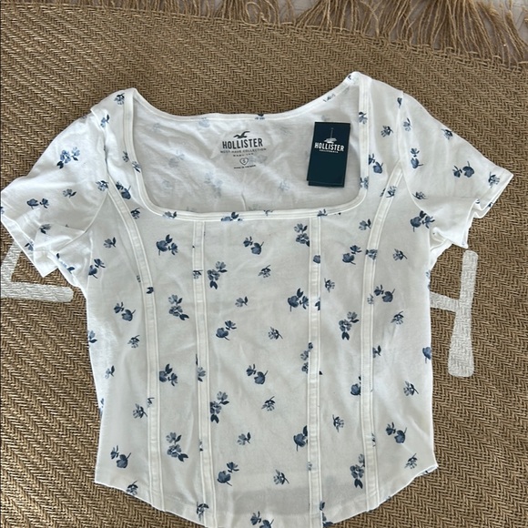 Hollister Tops - Hollister Women's White Floral Top